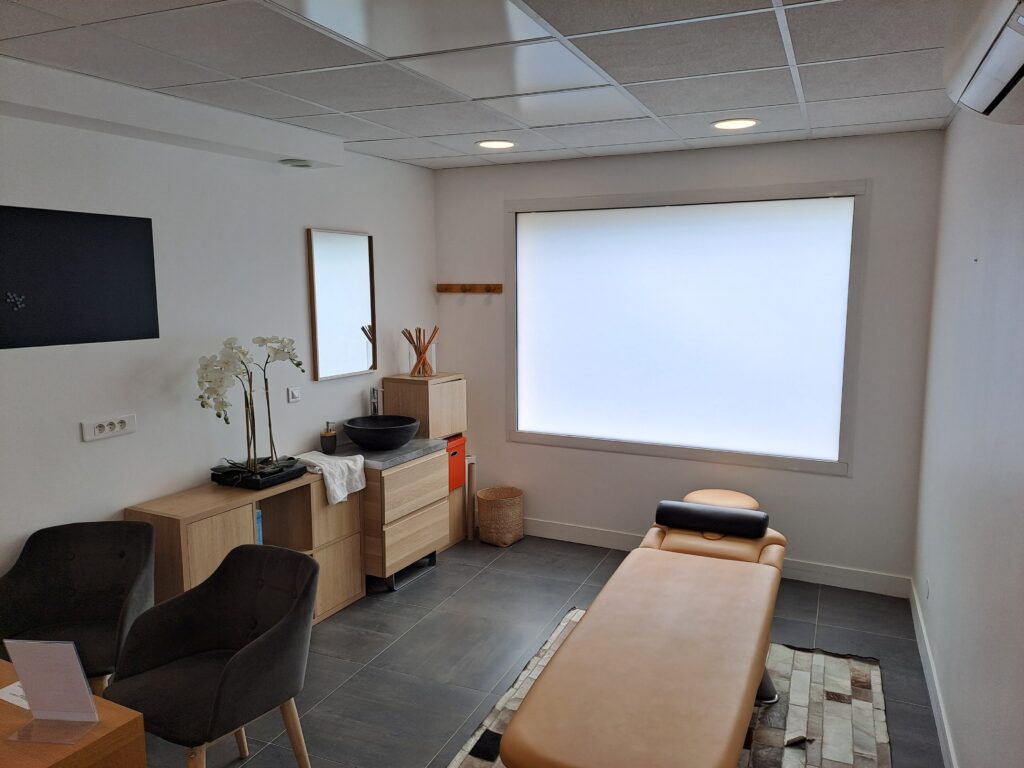 Image de l'intérieur du cabinet de Achères